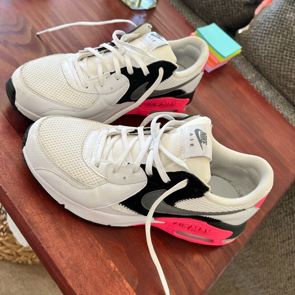 Womens Nike Air Max